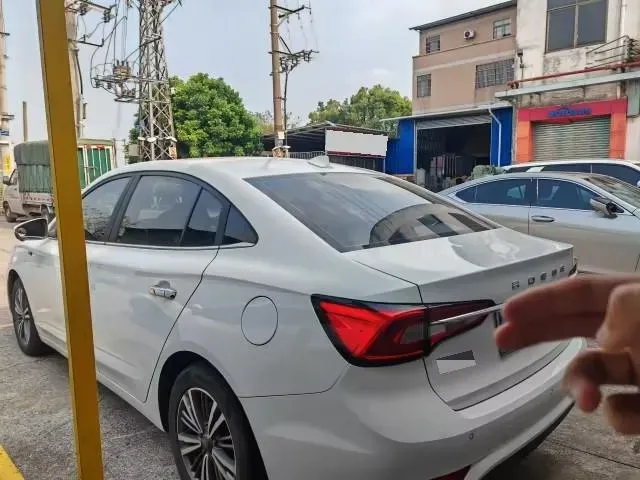 2019 Roewe i5 1.5L 120HP L4 CVT,autocango,china used car exporter,china ev exporter,chinese used car exporter,chinese used ev exporter