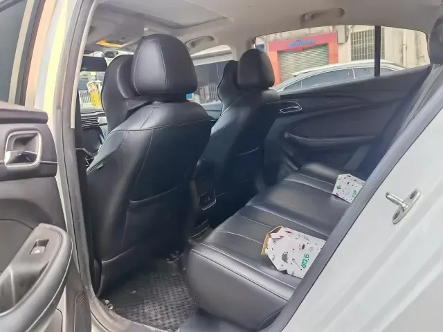 2019 Roewe i5 1.5L 120HP L4 CVT,autocango,china used car exporter,china ev exporter,chinese used car exporter,chinese used ev exporter