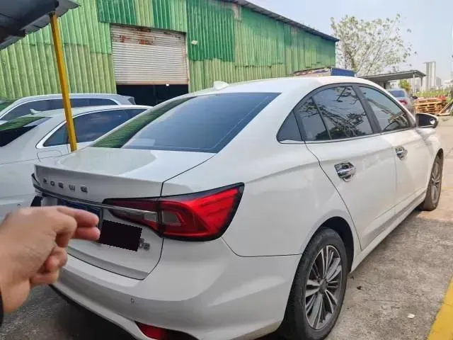 2019 Roewe i5 1.5L 120HP L4 CVT,autocango,china used car exporter,china ev exporter,chinese used car exporter,chinese used ev exporter