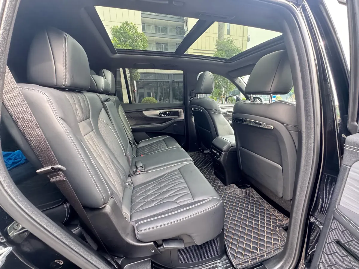 2022 GAC Trumpchi GS8 2.0T 190HP L4 E-CVT Hybrid,autocango,china used car exporter,china ev exporter,chinese used car exporter,chinese used ev exporter