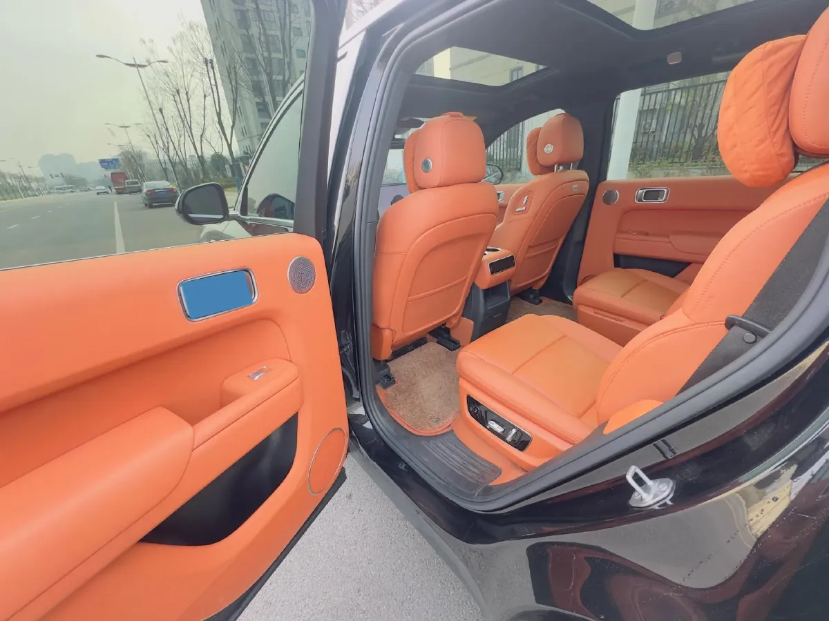 2024 Volvo S60 2.0T 197HP L4 7DCT,autocango,china used car exporter,china ev exporter,chinese used car exporter,chinese used ev exporter