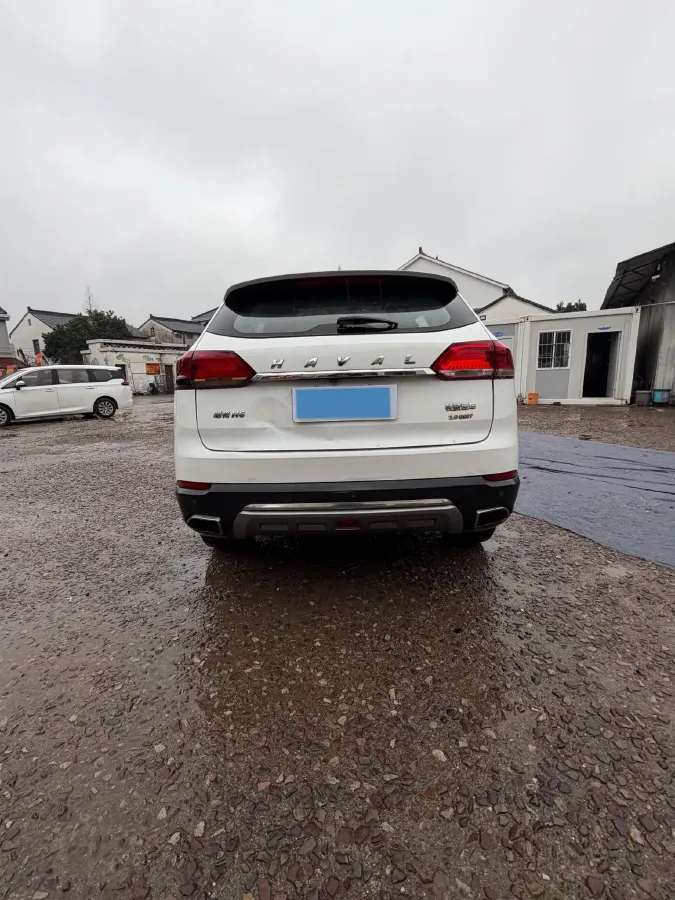 2017 Haval H6 2.0T 197HP L4 7DCT,autocango,china used car exporter,china ev exporter,chinese used car exporter,chinese used ev exporter