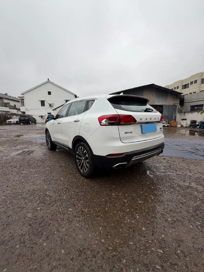 2017 Haval H6 2.0T 197HP L4 7DCT,autocango,china used car exporter,china ev exporter,chinese used car exporter,chinese used ev exporter