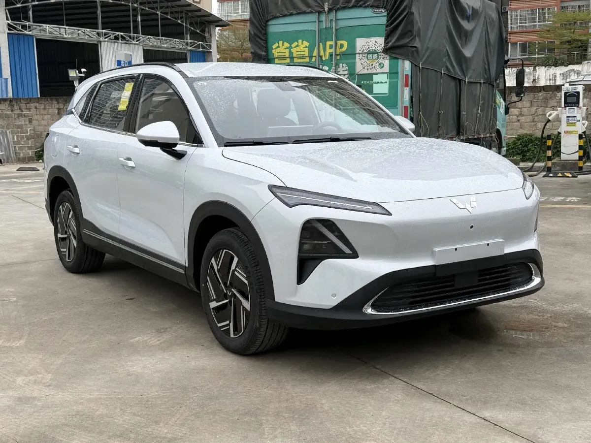 2024 WuLing XingGuangS 1.5L 106HP L4 E-CVT PHEV 20.5KWH,autocango,china used car exporter,china ev exporter,chinese used car exporter,chinese used ev exporter