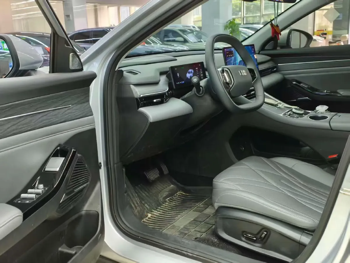 2025 BYD Sea Lion 05 DM-i 1.5L 101HP L4 E-CVT PHEV 12.9KWH,autocango,china used car exporter,china ev exporter,chinese used car exporter,chinese used ev exporter