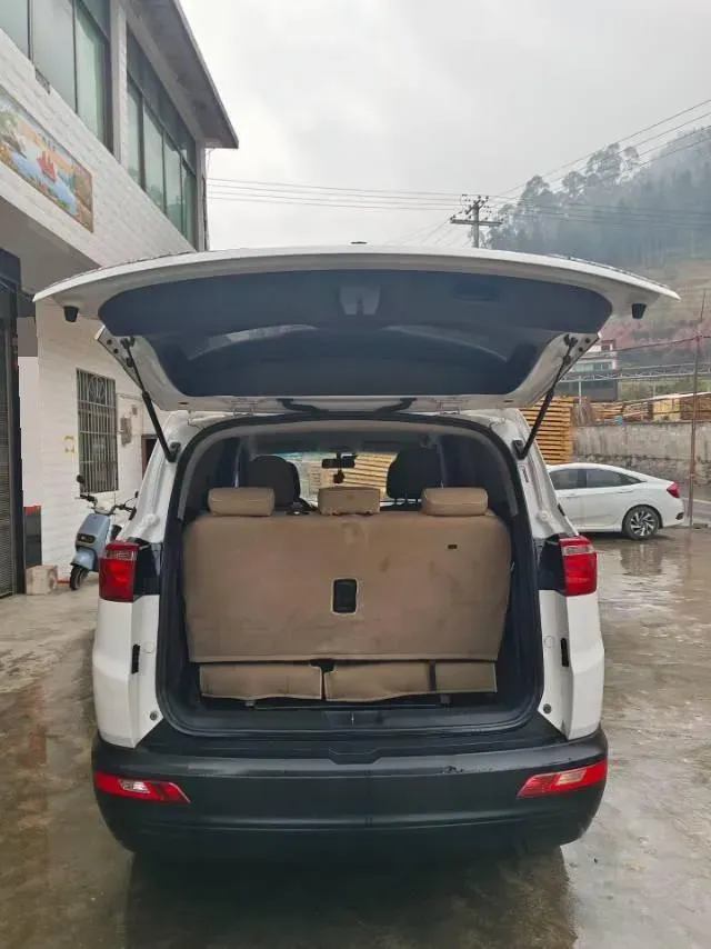 2019 WuLing HongGuang S3 1.5L 99HP L4 6MT,autocango,china used car exporter,china ev exporter,chinese used car exporter,chinese used ev exporter