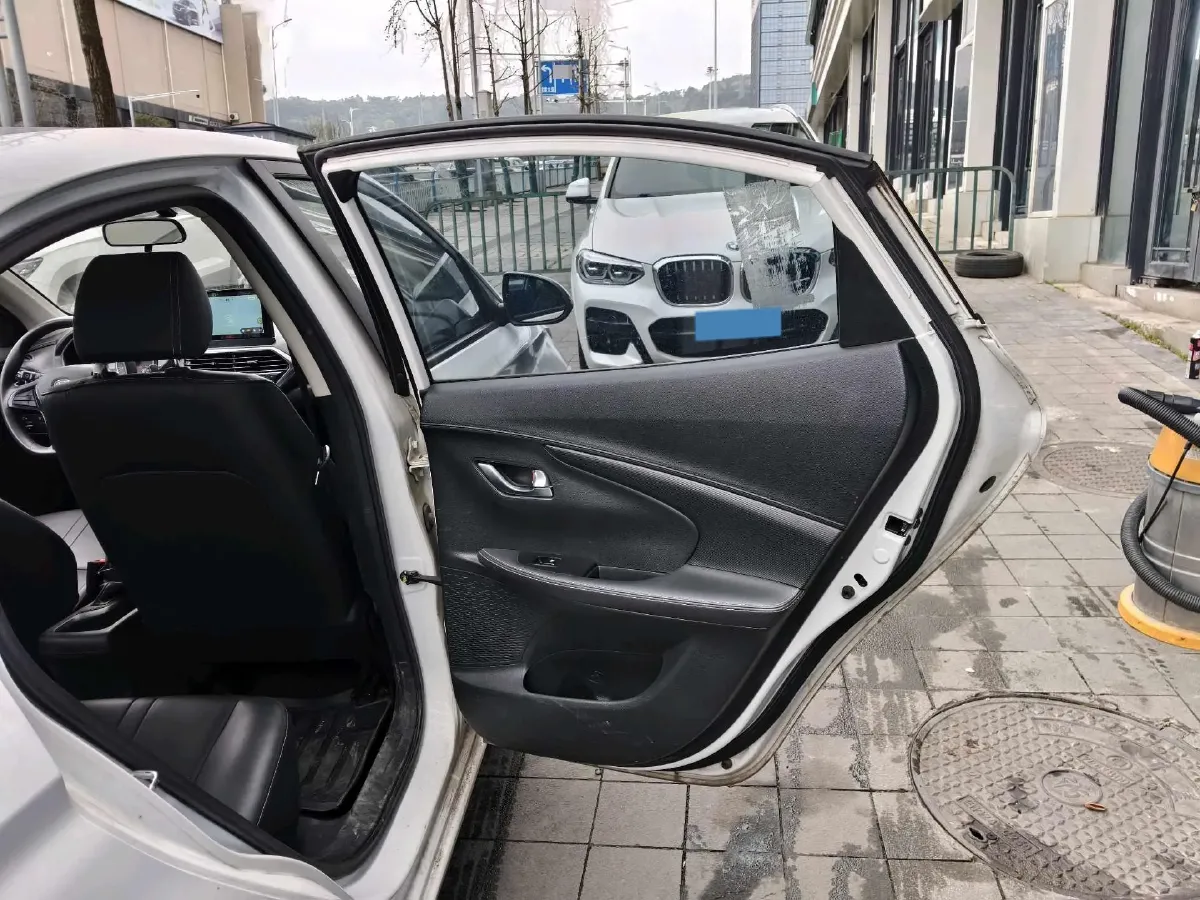 2019 ChangAn Alsvin 1.5L 107HP L4 5DCT,autocango,china used car exporter,china ev exporter,chinese used car exporter,chinese used ev exporter