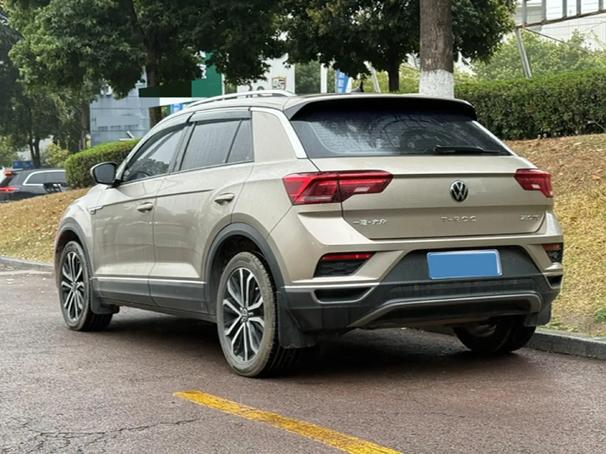 2022 Volkswagen T-Roc 1.4T 150HP L4 7DCT,autocango,china used car exporter,china ev exporter,chinese used car exporter,chinese used ev exporter