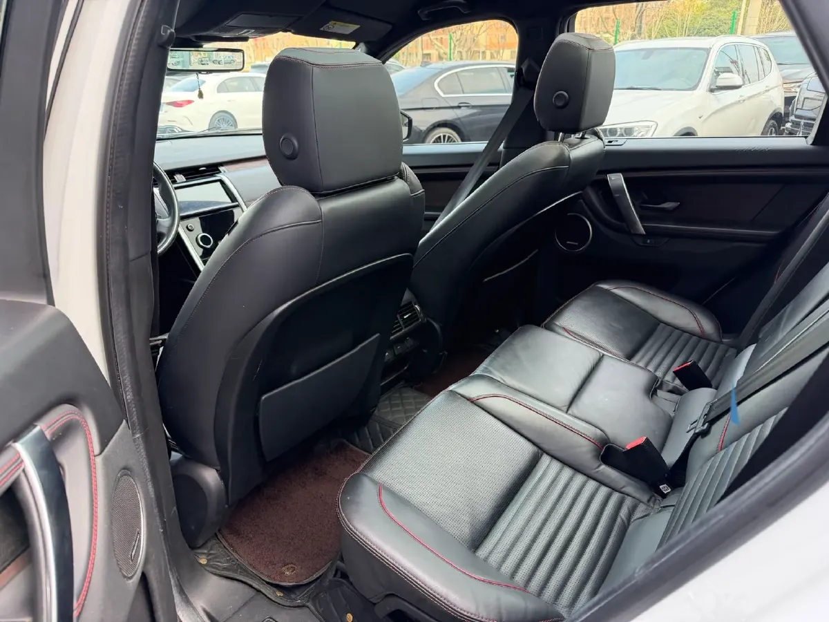 2020 Land Rover Discovery Sport 2.0T 249HP L4 9AT,autocango,china used car exporter,china ev exporter,chinese used car exporter,chinese used ev exporter