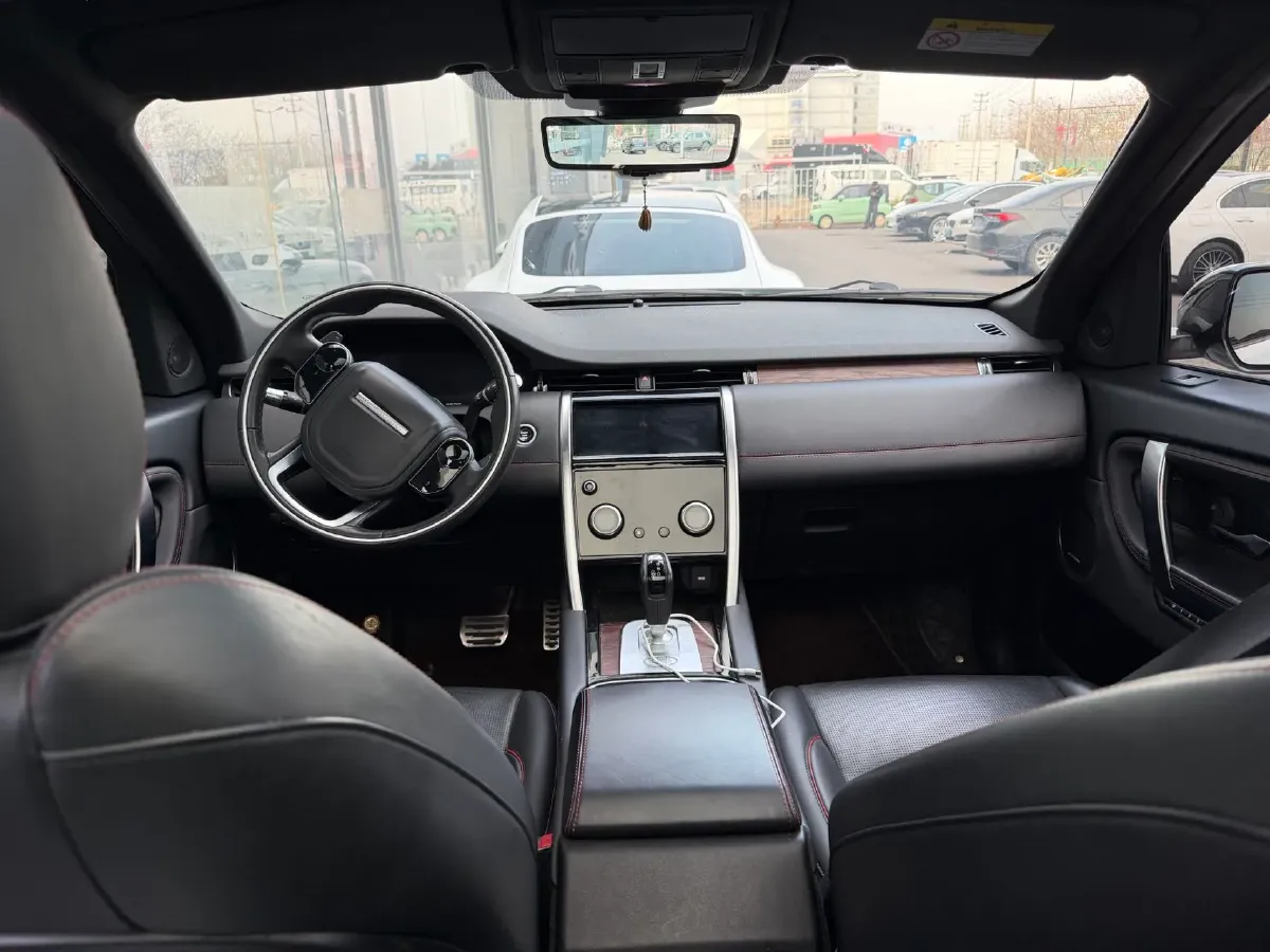 2020 Land Rover Discovery Sport 2.0T 249HP L4 9AT,autocango,china used car exporter,china ev exporter,chinese used car exporter,chinese used ev exporter