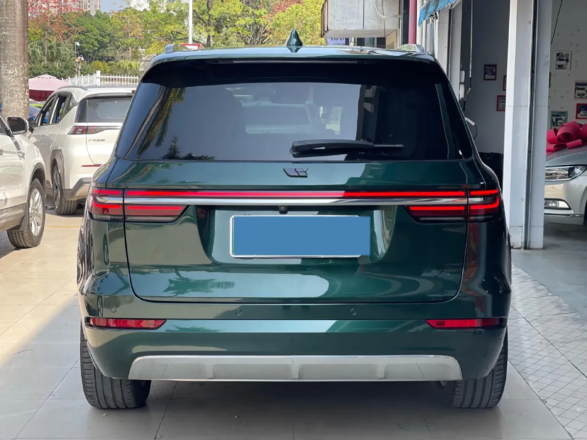 2021 Li ONE Range Extended 131HP REEV 40.5KWH,autocango,china used car exporter,china ev exporter,chinese used car exporter,chinese used ev exporter