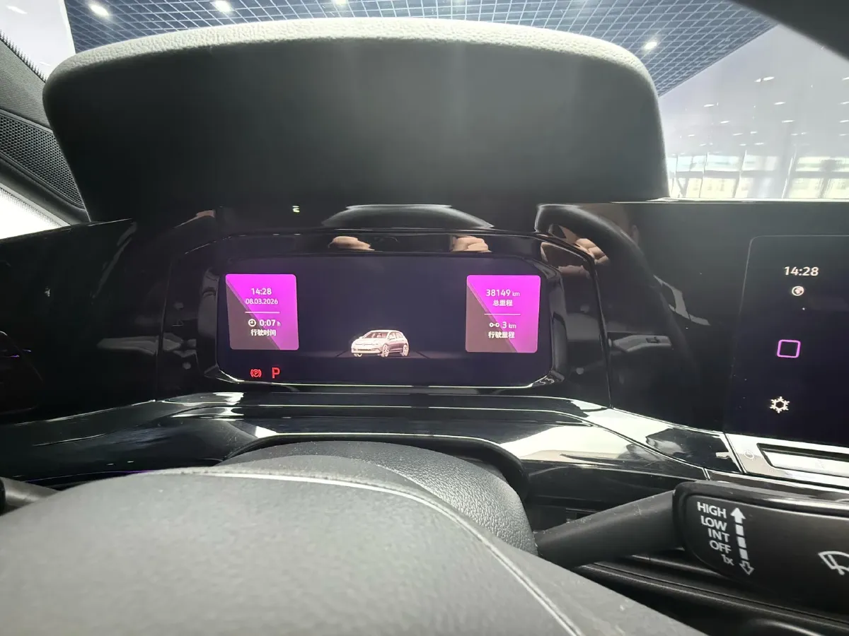 2023 Volkswagen Golf 1.4T 150HP L4 7DCT,autocango,china used car exporter,china ev exporter,chinese used car exporter,chinese used ev exporter