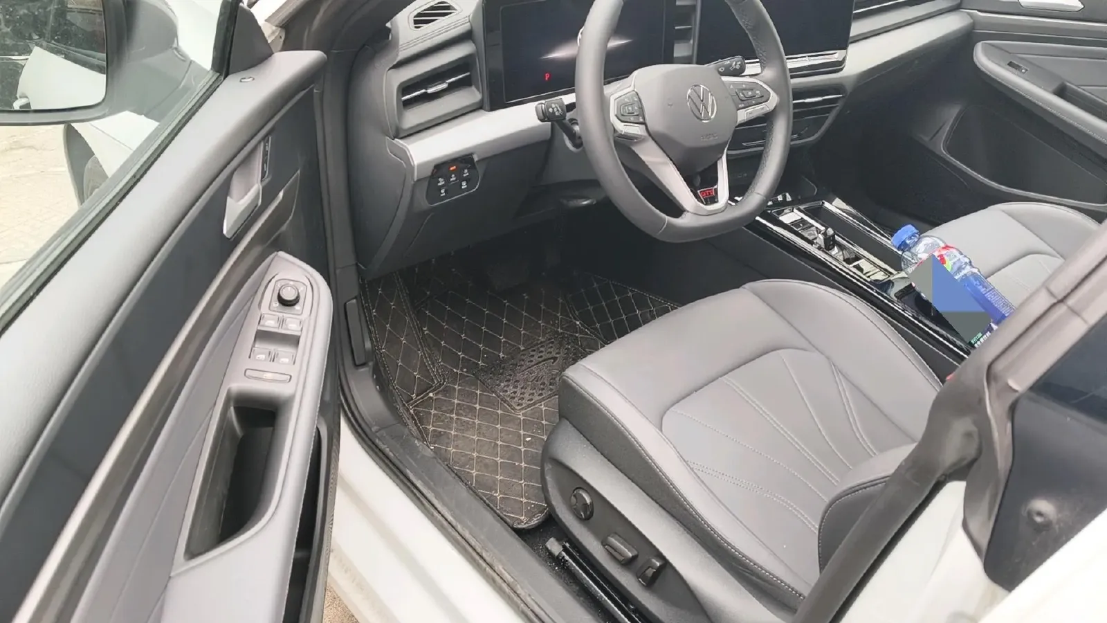 2026 Volkswagen Lamando 2.0T 220HP L4 7DCT,autocango,china used car exporter,china ev exporter,chinese used car exporter,chinese used ev exporter