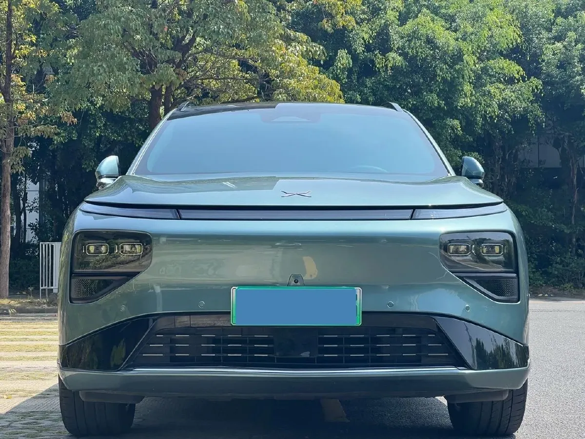 2025 Xpeng G9 BEV 93.1KWH,autocango,china used car exporter,china ev exporter,chinese used car exporter,chinese used ev exporter