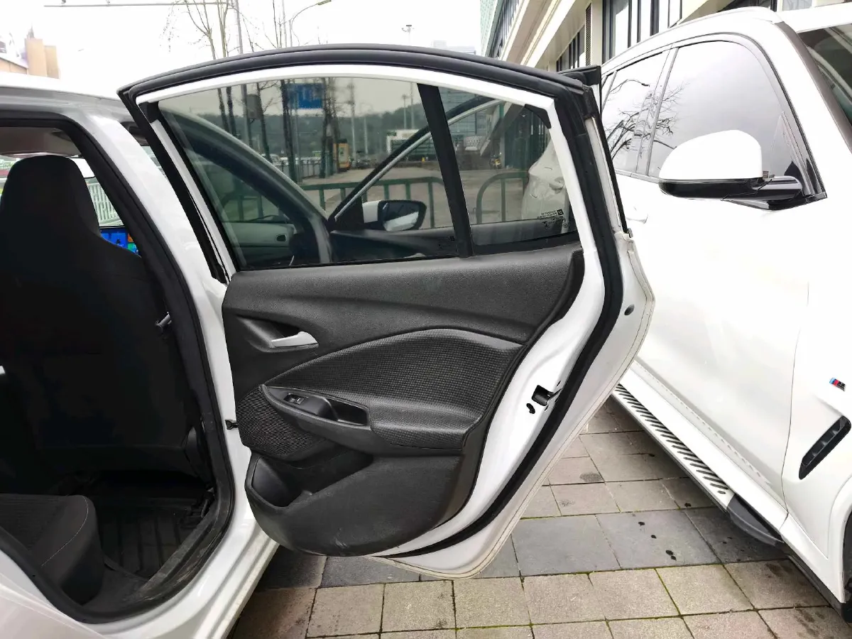 2021 Chevrolet Cavalier 1.0T 125HP L3 6AT,autocango,china used car exporter,china ev exporter,chinese used car exporter,chinese used ev exporter