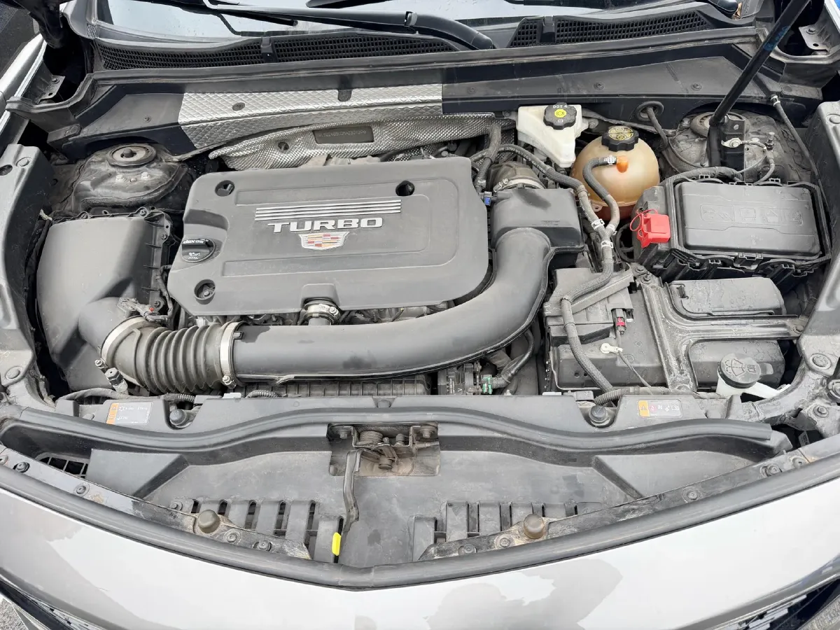 2021 Cadillac XT4 2.0T 237HP L4 9AT,autocango,china used car exporter,china ev exporter,chinese used car exporter,chinese used ev exporter