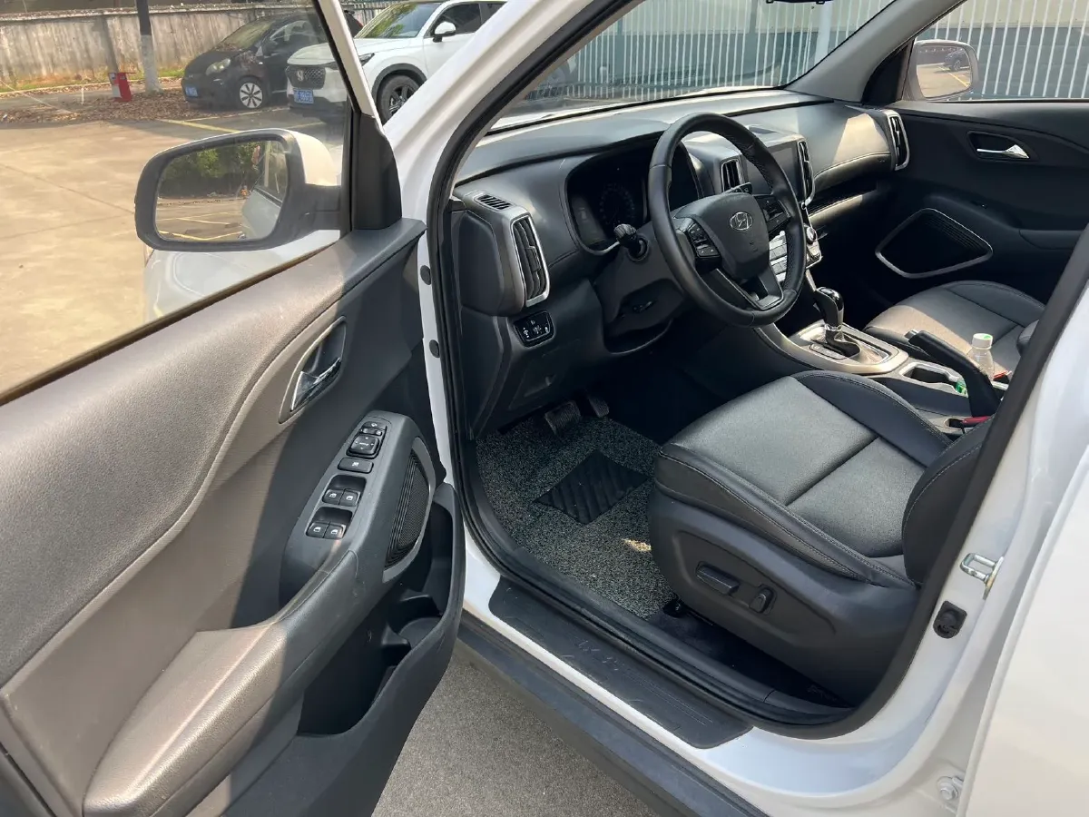 2019 Hyundai ix35 2.0L 160HP L4 6AT,autocango,china used car exporter,china ev exporter,chinese used car exporter,chinese used ev exporter