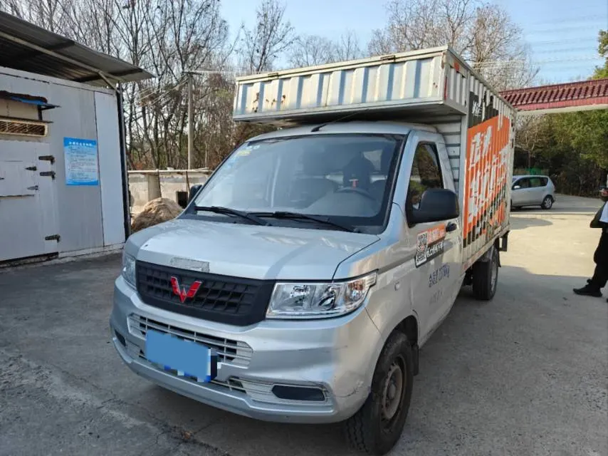 2019 WuLing RongGuang New Truck 1.8L 133HP L4 5MT,autocango,china used car exporter,china ev exporter,chinese used car exporter,chinese used ev exporter