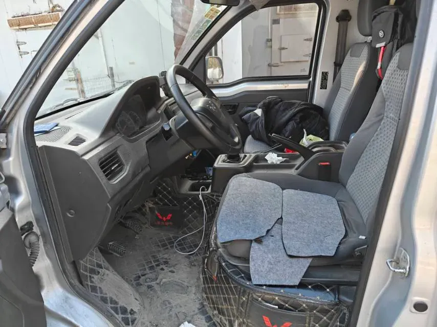 2019 WuLing RongGuang New Truck 1.8L 133HP L4 5MT,autocango,china used car exporter,china ev exporter,chinese used car exporter,chinese used ev exporter