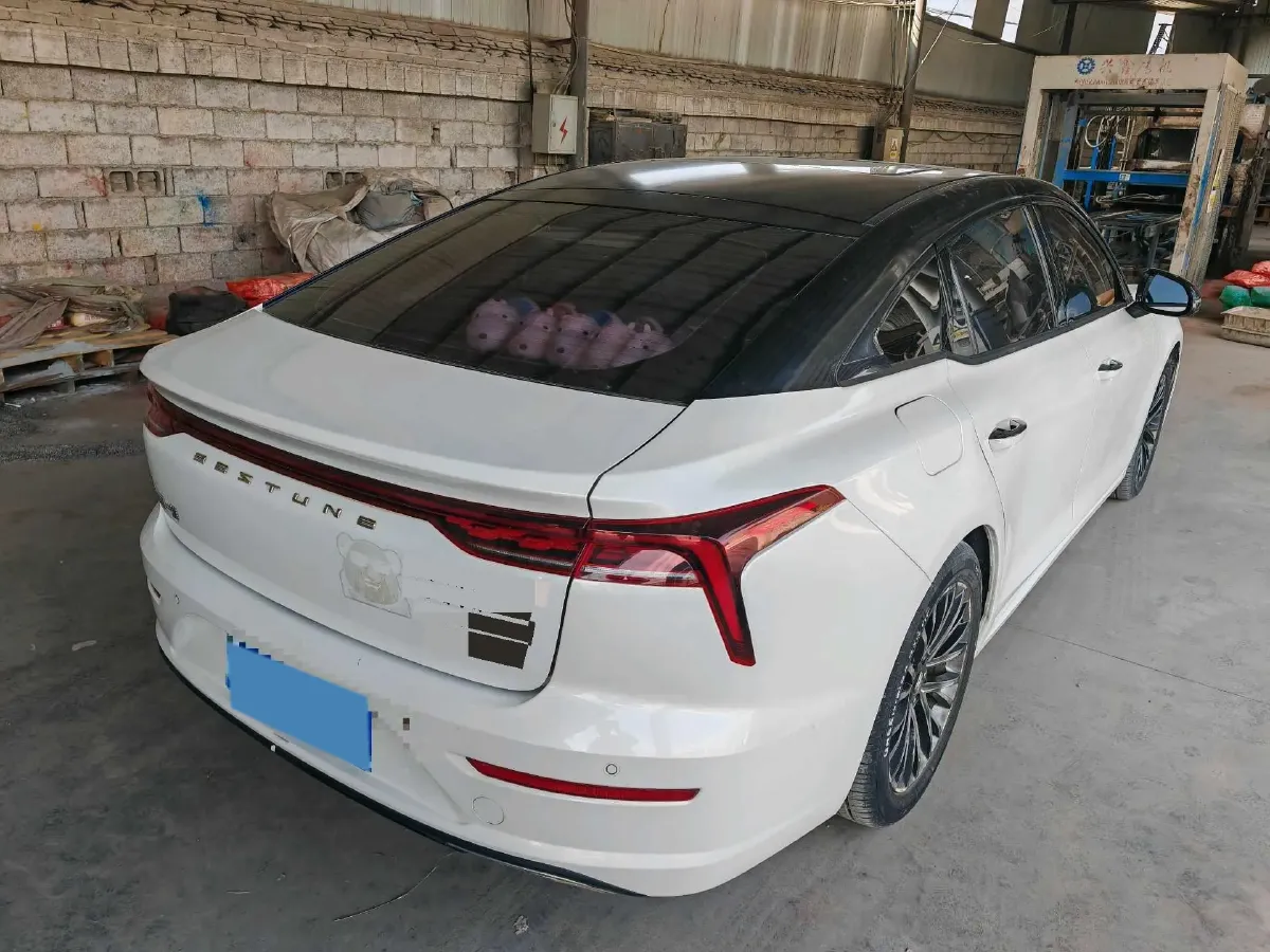 2021 Bestune B70 1.5T 169HP L4 7DCT,autocango,china used car exporter,china ev exporter,chinese used car exporter,chinese used ev exporter