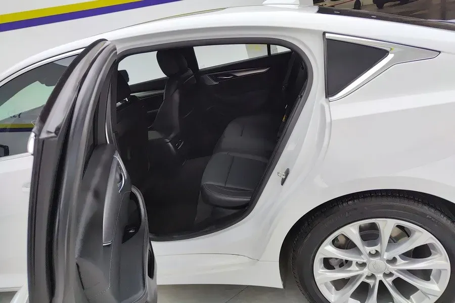 2022 Cadillac CT5 2.0T 237HP L4 10AT,autocango,china used car exporter,china ev exporter,chinese used car exporter,chinese used ev exporter