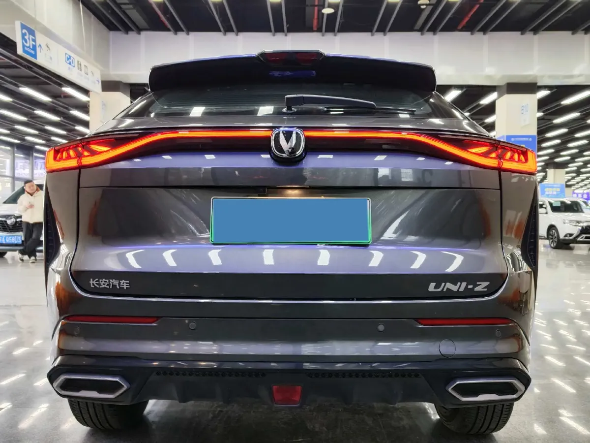 2024 ChangAn UNI-Z 1.5L 98HP L4 E-CVT PHEV 18.4KWH,autocango,china used car exporter,china ev exporter,chinese used car exporter,chinese used ev exporter