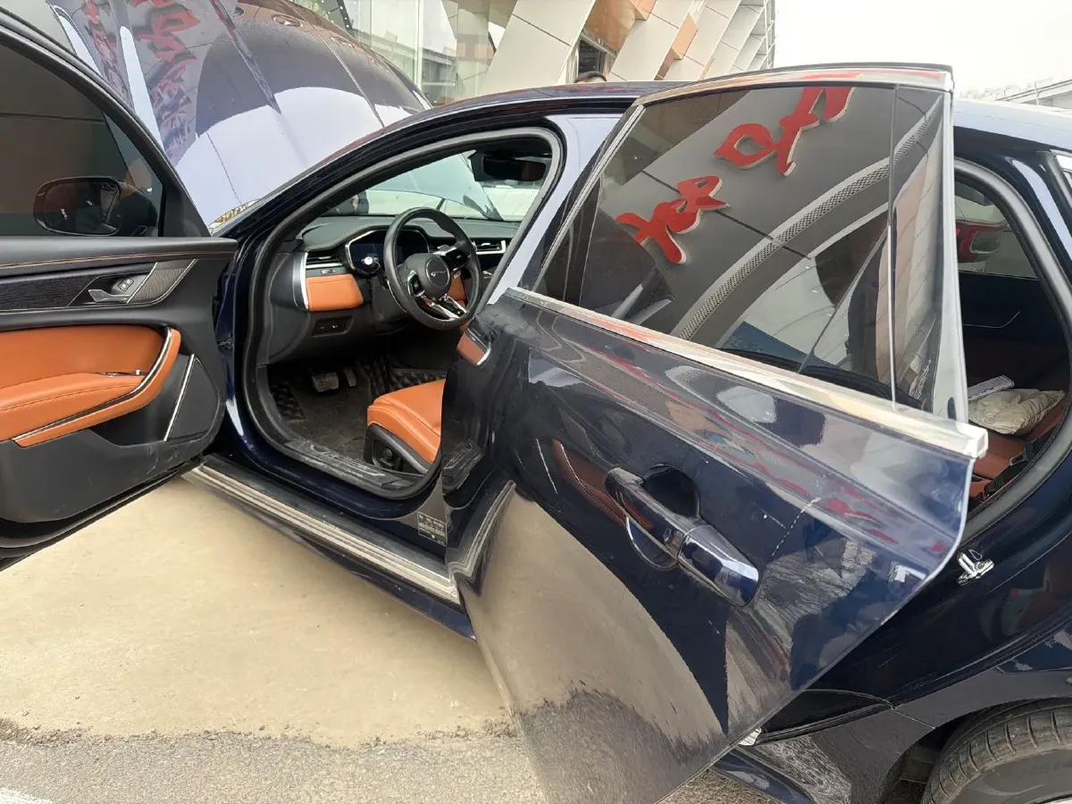 2021 Jaguar XFL 2.0T 250HP L4 8AT,autocango,china used car exporter,china ev exporter,chinese used car exporter,chinese used ev exporter