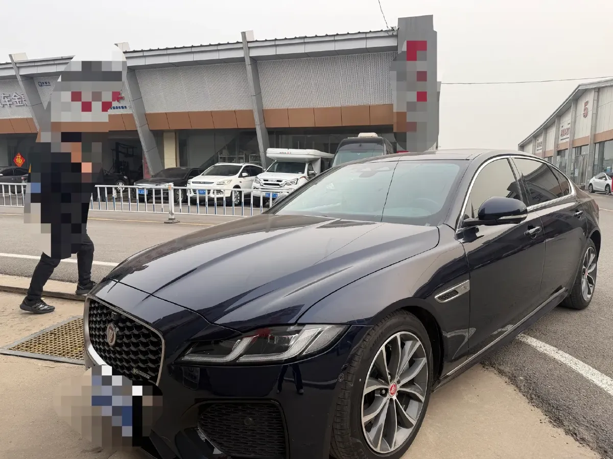 2021 Jaguar XFL 2.0T 250HP L4 8AT,autocango,china used car exporter,china ev exporter,chinese used car exporter,chinese used ev exporter