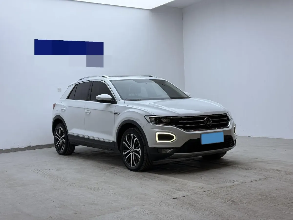 2021 Volkswagen T-Roc 1.4T 150HP L4 7DCT,autocango,china used car exporter,china ev exporter,chinese used car exporter,chinese used ev exporter