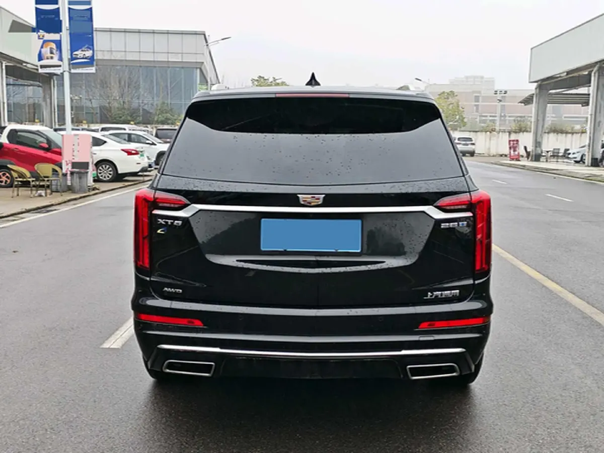 2022 Cadillac XT6 2.0T 237HP L4 9AT,autocango,china used car exporter,china ev exporter,chinese used car exporter,chinese used ev exporter