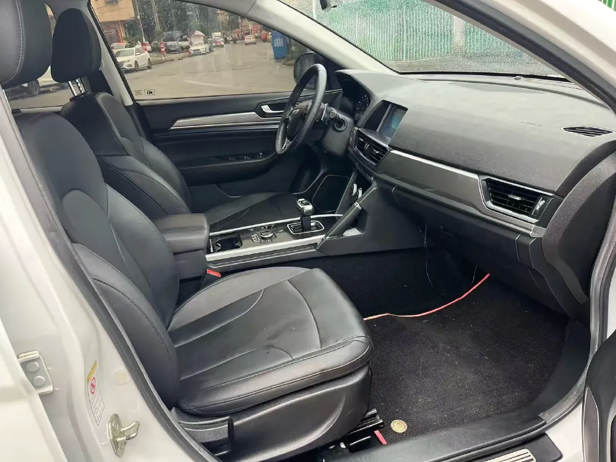 2018 Haval H6 1.5T 150HP L4 7DCT,autocango,china used car exporter,china ev exporter,chinese used car exporter,chinese used ev exporter