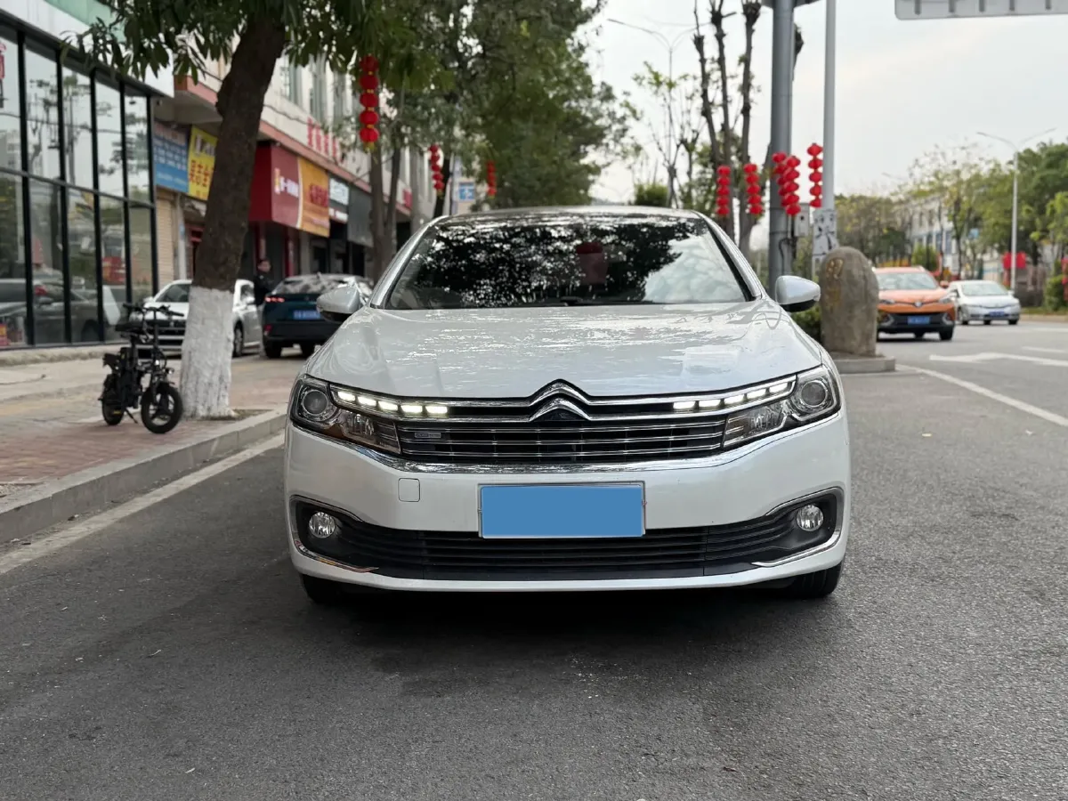 2021 Citroen C6 1.8T 211HP L4 8AT,autocango,china used car exporter,china ev exporter,chinese used car exporter,chinese used ev exporter
