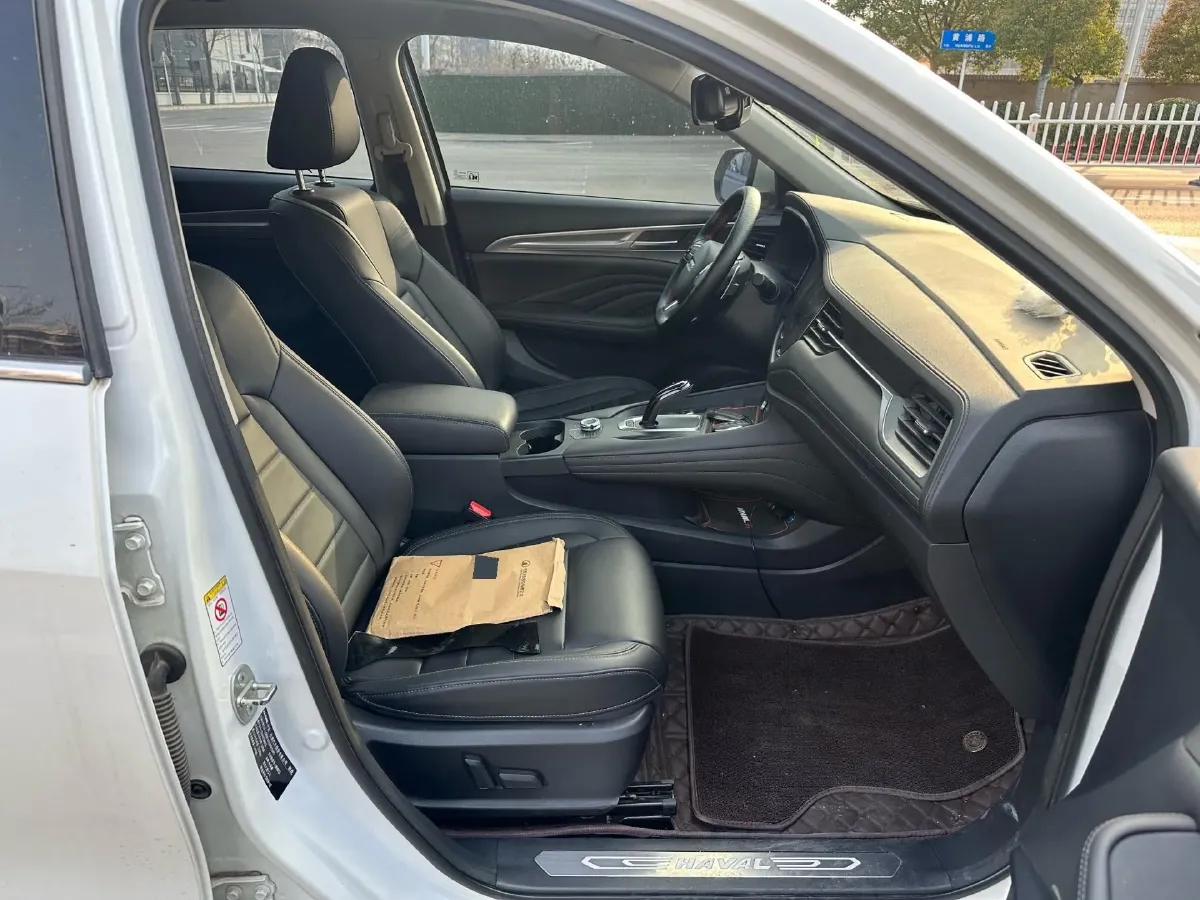 2019 Haval F7 1.5T 169HP L4 7DCT,autocango,china used car exporter,china ev exporter,chinese used car exporter,chinese used ev exporter