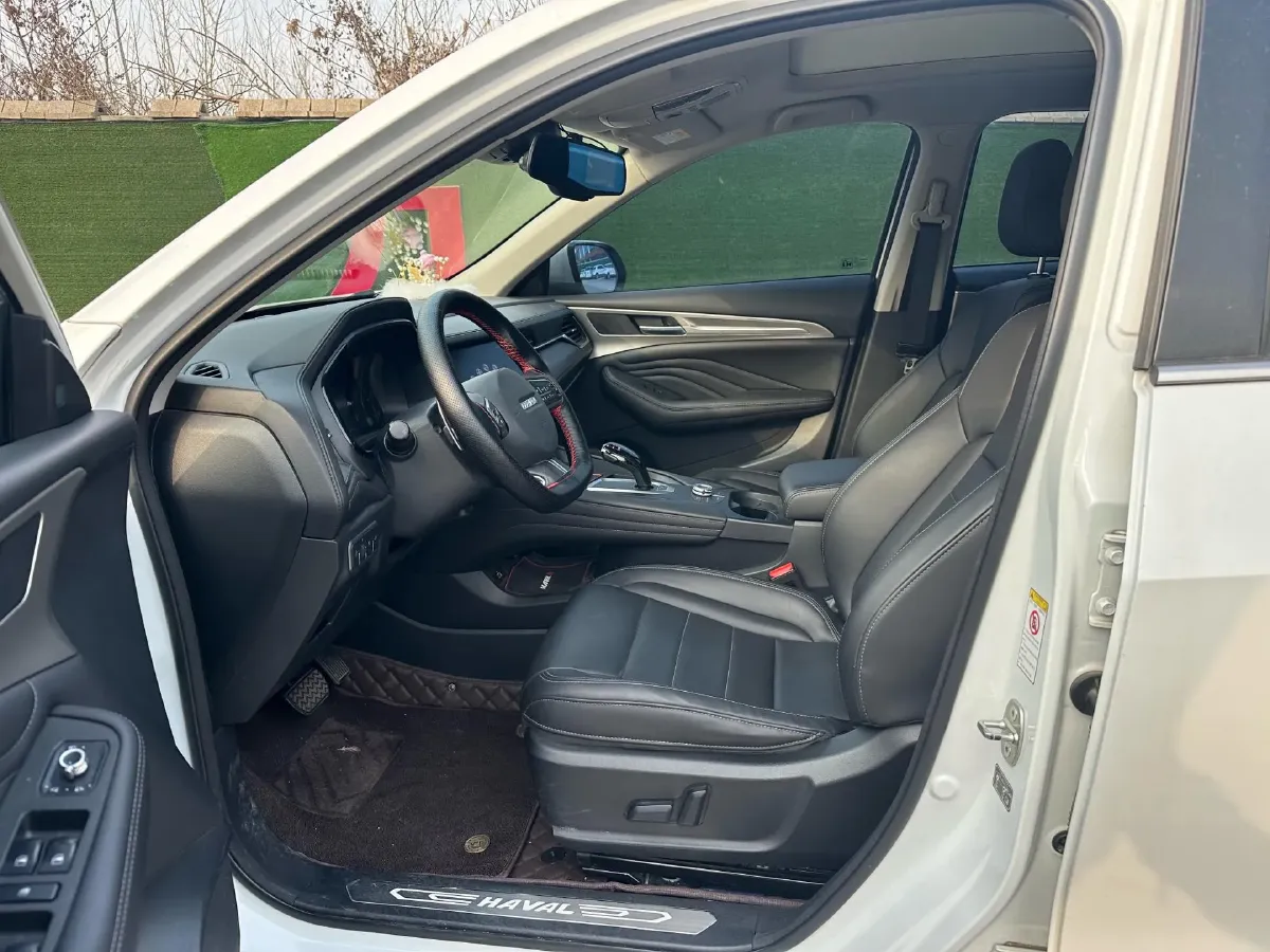 2019 Haval F7 1.5T 169HP L4 7DCT,autocango,china used car exporter,china ev exporter,chinese used car exporter,chinese used ev exporter