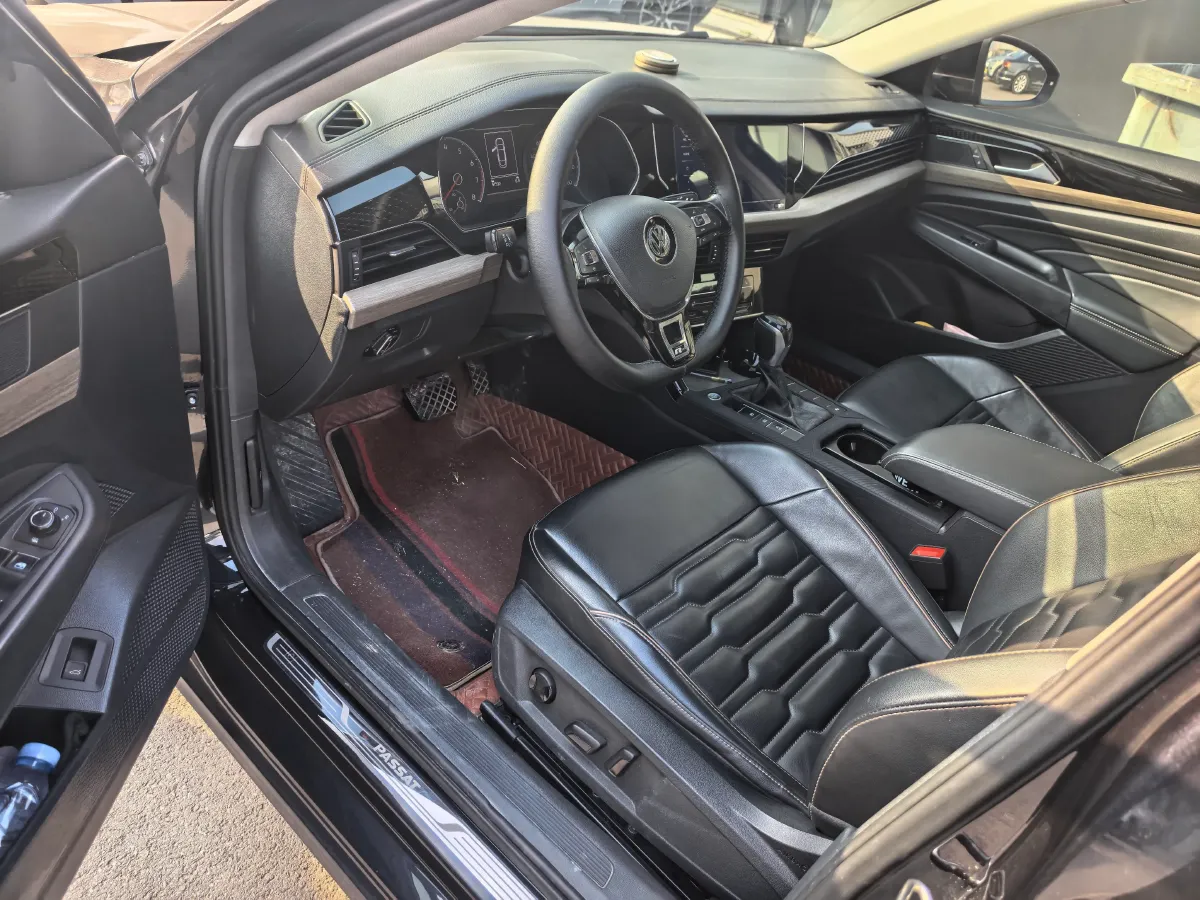 2020 Volkswagen Passat 2.0T 186HP L4 7DCT,autocango,china used car exporter,china ev exporter,chinese used car exporter,chinese used ev exporter