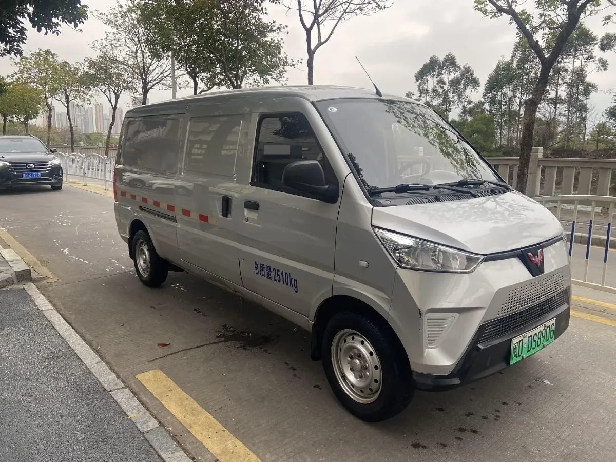 2022 WuLing EV50 BEV 35.904KWH,autocango,china used car exporter,china ev exporter,chinese used car exporter,chinese used ev exporter