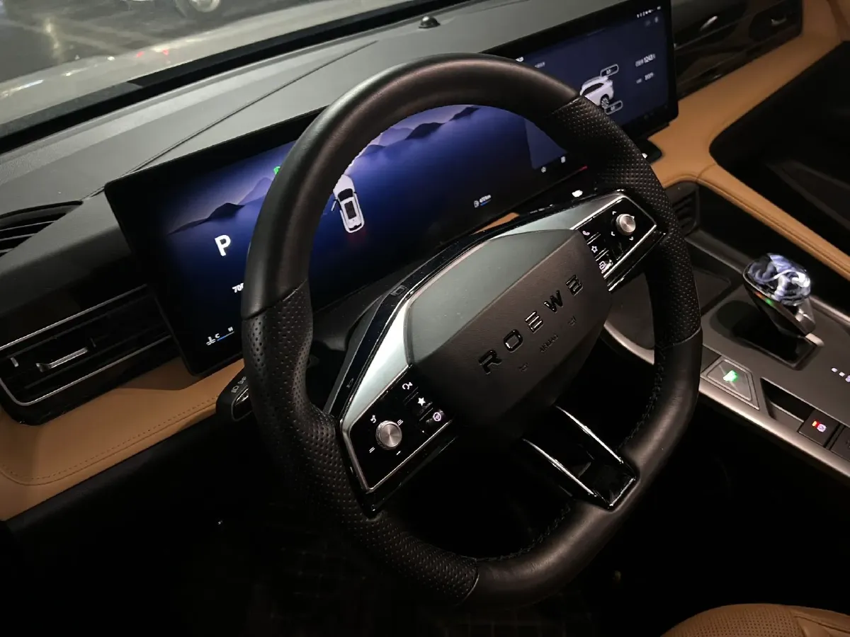 2023 Roewe RX5 1.5T 188HP L4 7DCT,autocango,china used car exporter,china ev exporter,chinese used car exporter,chinese used ev exporter