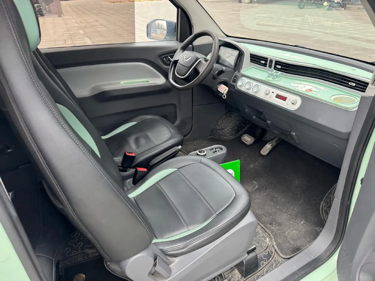 2021 WuLing HongGuang MINI EV BEV 9.3KWH,autocango,china used car exporter,china ev exporter,chinese used car exporter,chinese used ev exporter