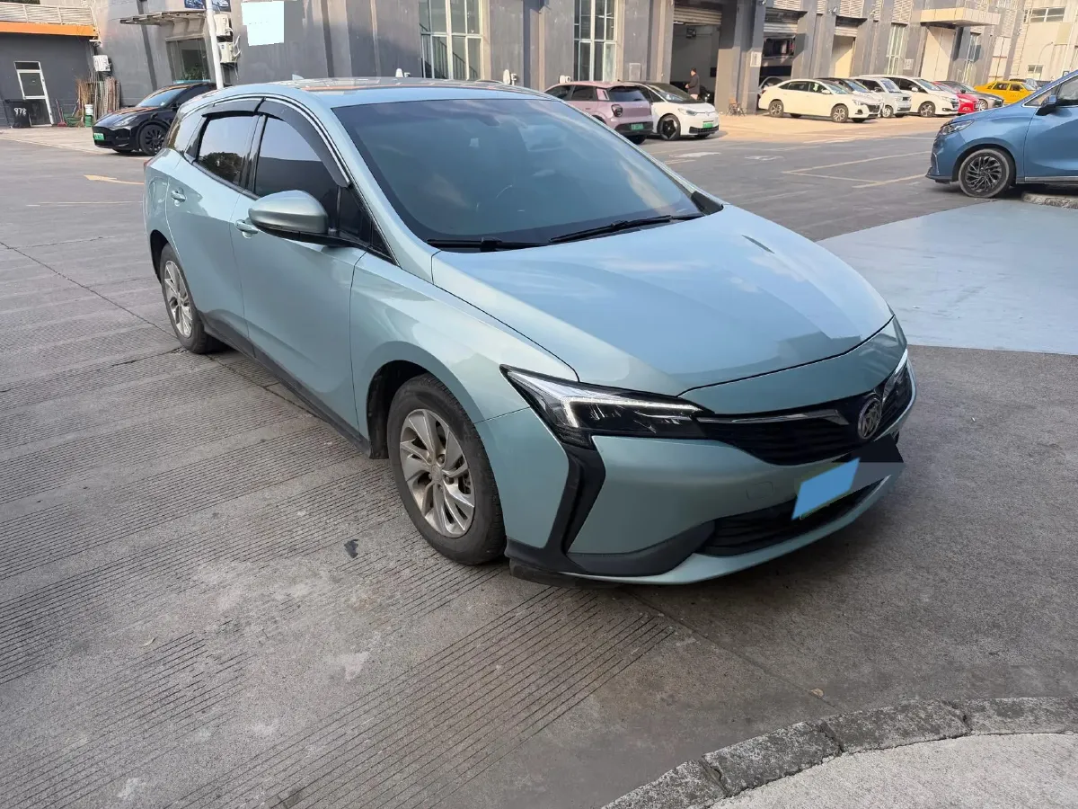 2022 Buick Velite 6 1.5L 102HP L4 E-CVT PHEV 9.5KWH,autocango,china used car exporter,china ev exporter,chinese used car exporter,chinese used ev exporter