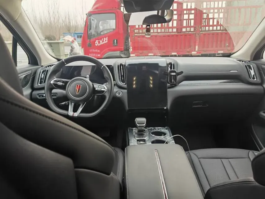 2024 HongQi HS3 1.5T 169HP L4 1DHT PHEV 18.4KWH,autocango,china used car exporter,china ev exporter,chinese used car exporter,chinese used ev exporter