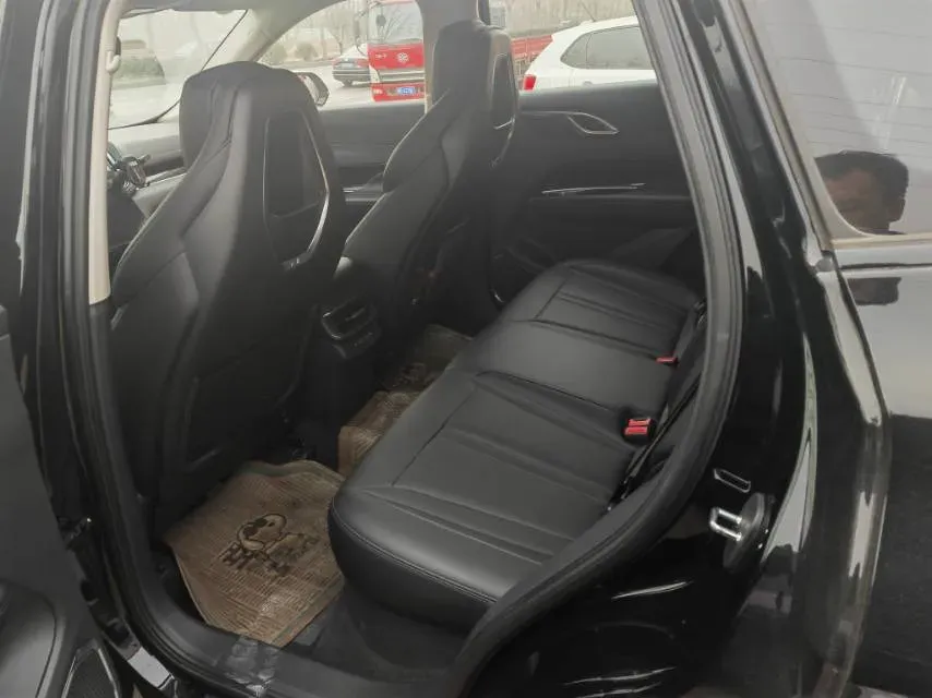 2024 HongQi HS3 1.5T 169HP L4 1DHT PHEV 18.4KWH,autocango,china used car exporter,china ev exporter,chinese used car exporter,chinese used ev exporter