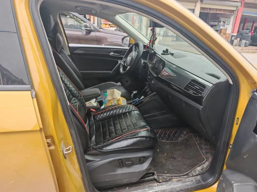 2019 Jeep Cherokee 2.0T 265HP L4 9AT,autocango,china used car exporter,china ev exporter,chinese used car exporter,chinese used ev exporter