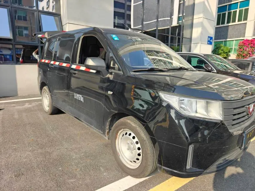 2019 WuLing HongGuang Plus 1.5T 147HP L4 6MT,autocango,china used car exporter,china ev exporter,chinese used car exporter,chinese used ev exporter