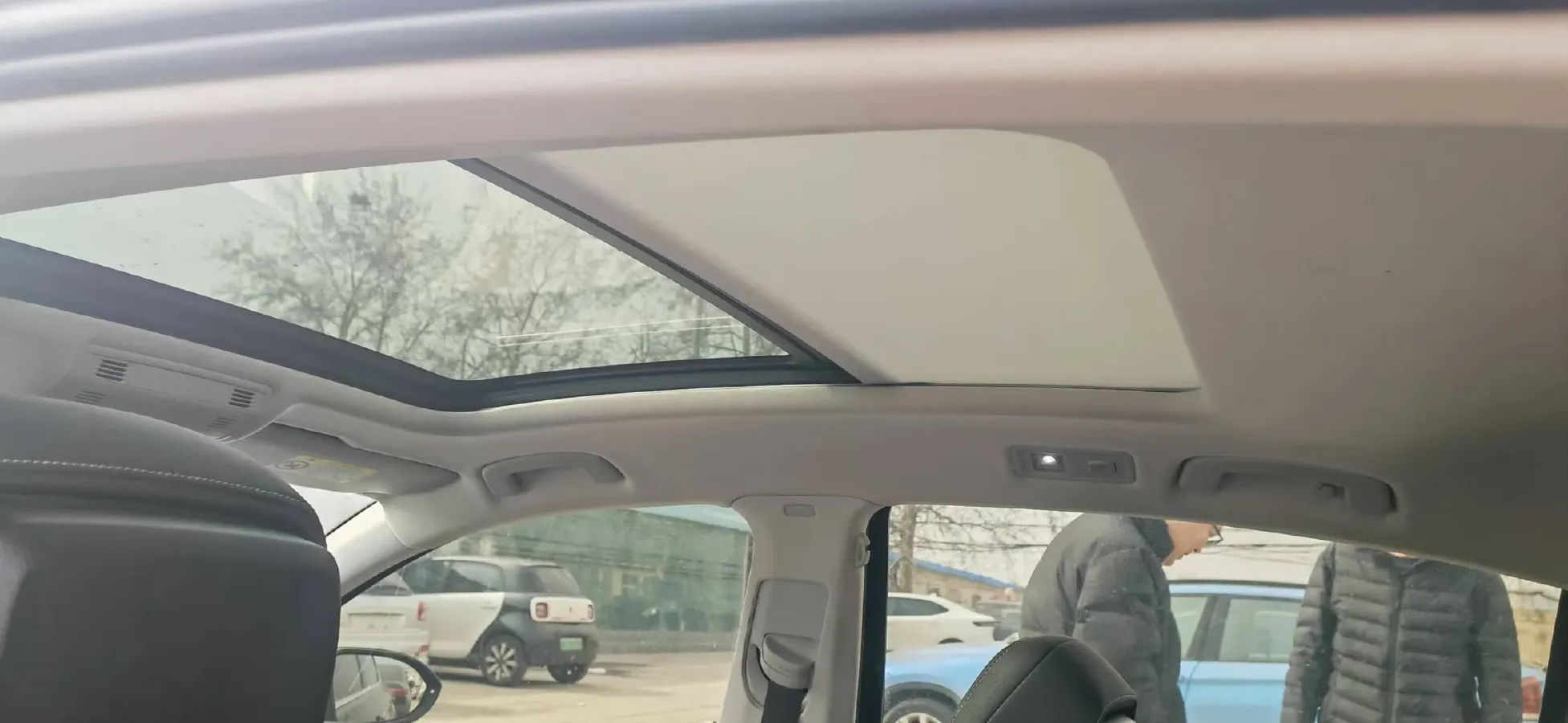 2020 Volkswagen Magotan 2.0T 186HP L4 7DCT,autocango,china used car exporter,china ev exporter,chinese used car exporter,chinese used ev exporter