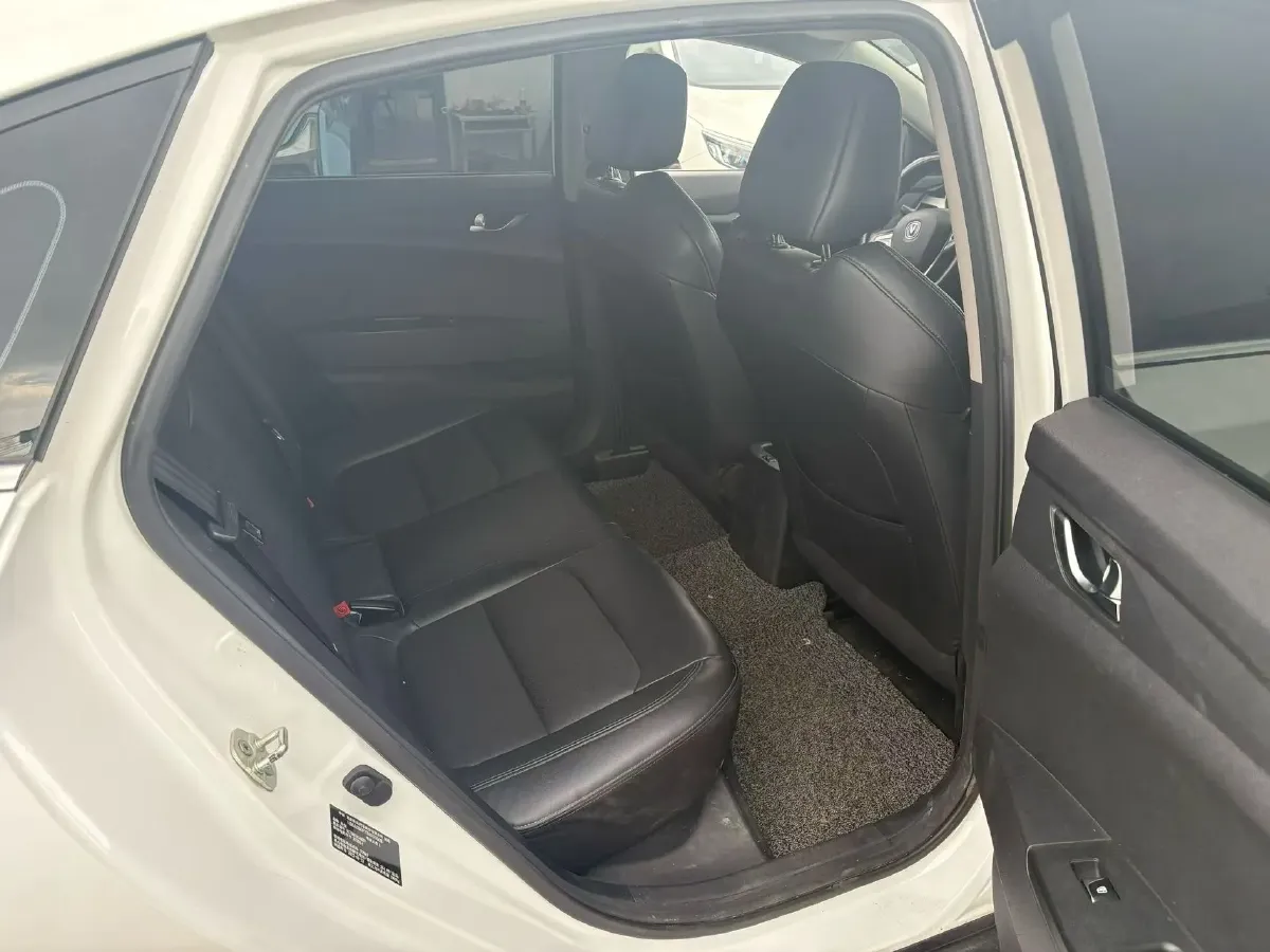 2022 ChangAn Eado BEV 47.78KWH,autocango,china used car exporter,china ev exporter,chinese used car exporter,chinese used ev exporter