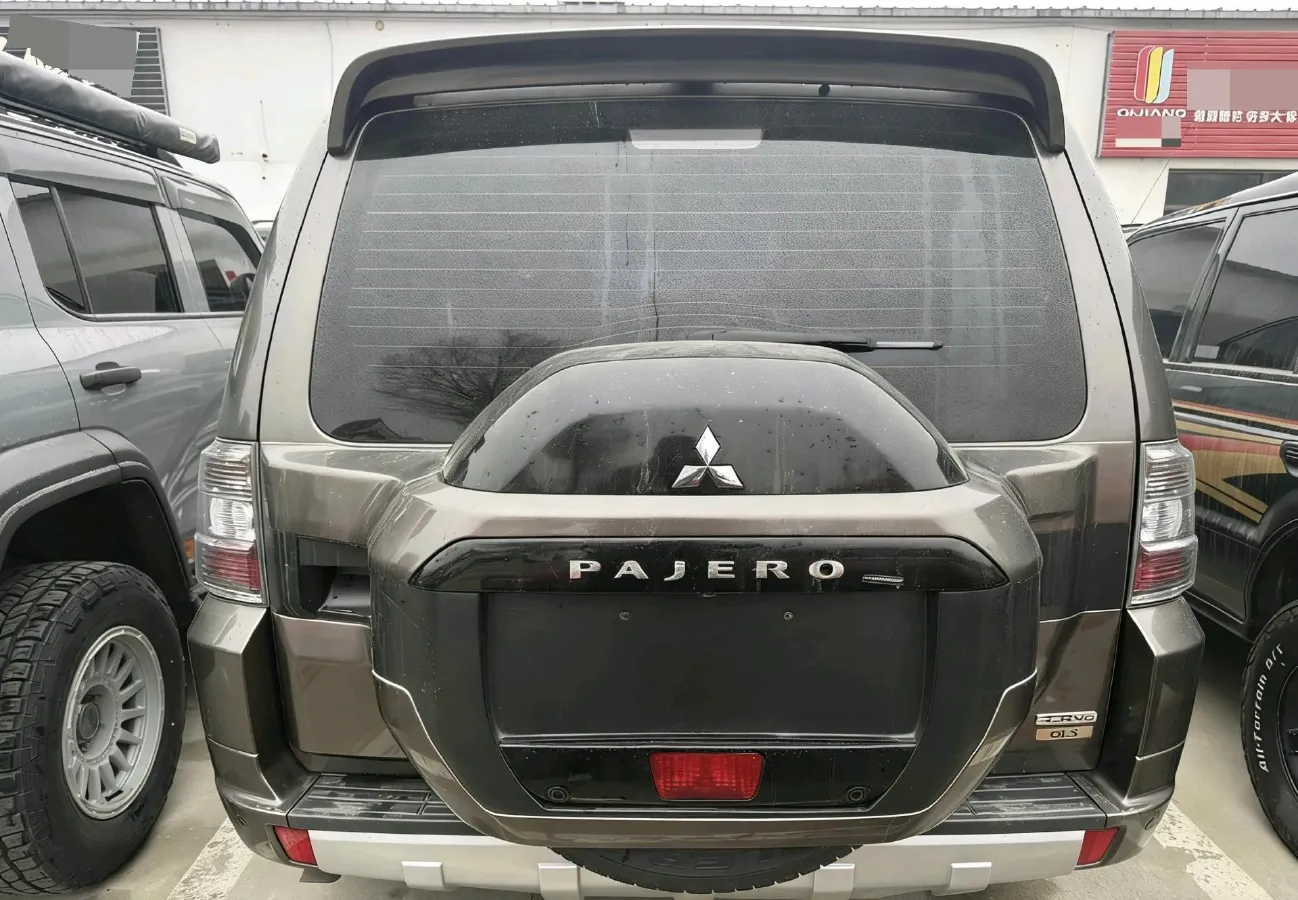 2017 Honda Jade 1.8L 141HP L4 5AT,autocango,china used car exporter,china ev exporter,chinese used car exporter,chinese used ev exporter