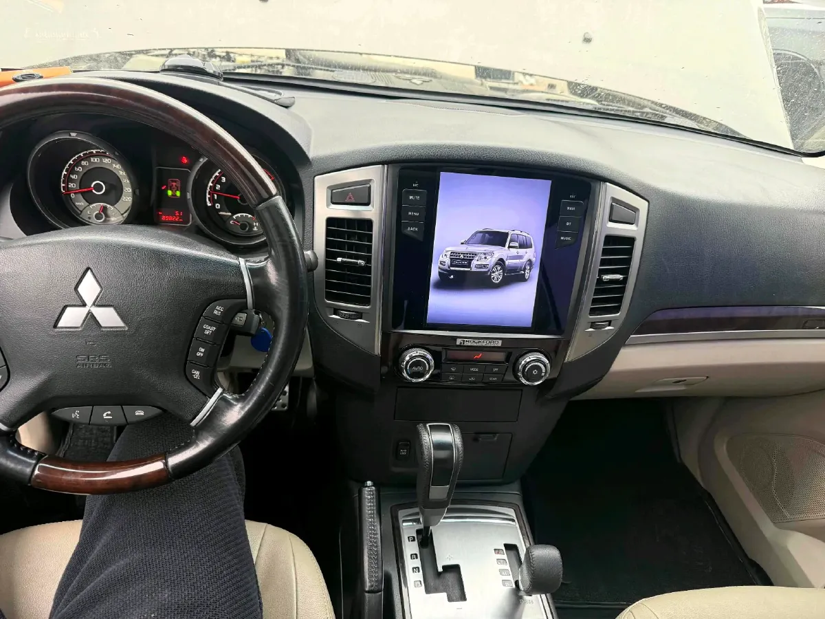 2017 Honda Jade 1.8L 141HP L4 5AT,autocango,china used car exporter,china ev exporter,chinese used car exporter,chinese used ev exporter