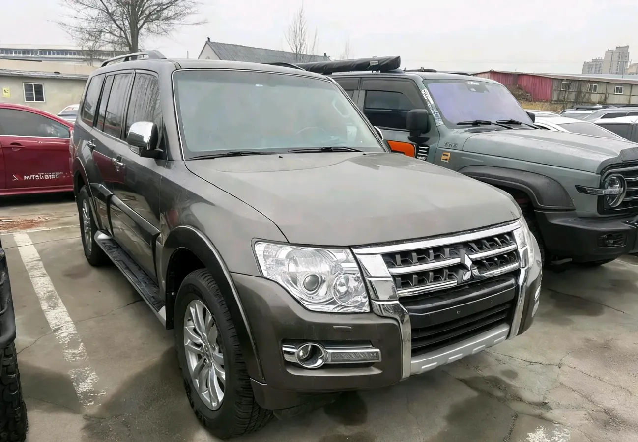 2017 Honda Jade 1.8L 141HP L4 5AT,autocango,china used car exporter,china ev exporter,chinese used car exporter,chinese used ev exporter