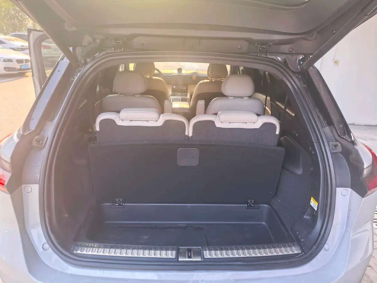 2020 NIO ES8 BEV 100KWH,autocango,china used car exporter,china ev exporter,chinese used car exporter,chinese used ev exporter