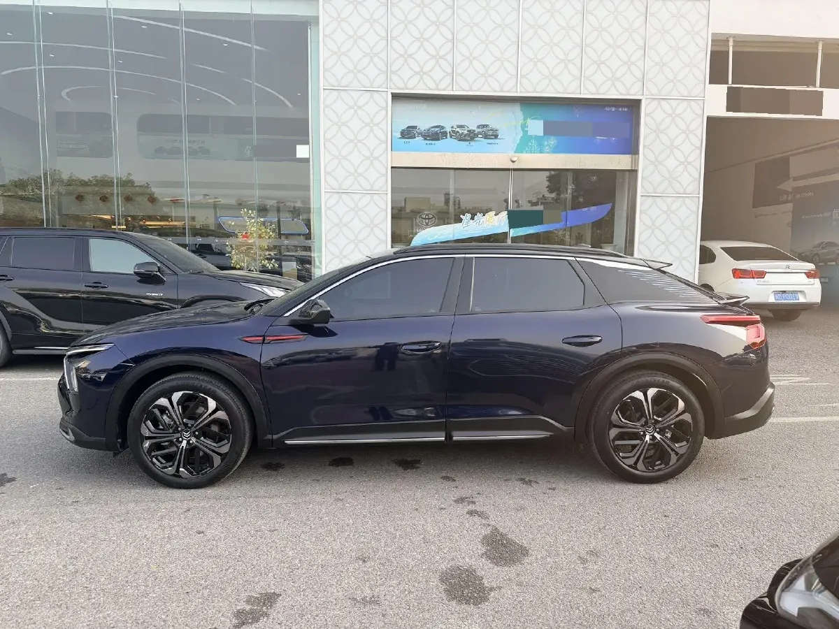 2024 Citroen C5 X 1.6T 175HP L4 8AT,autocango,china used car exporter,china ev exporter,chinese used car exporter,chinese used ev exporter